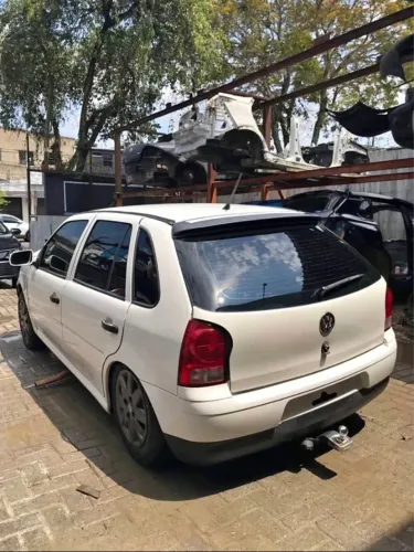 Gol G4 - Sucata para retirada de Peças