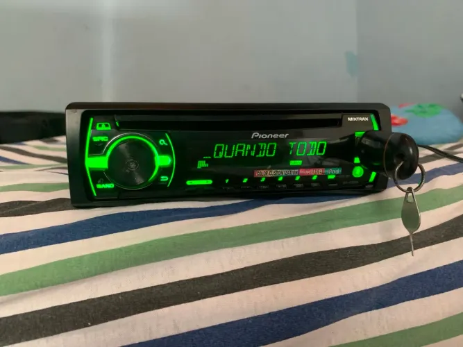 Toca cd pioneer mixtrax deh.x 3550ui colorido