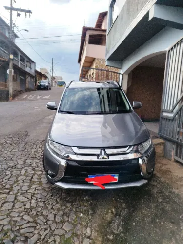 Mitsubishi Outlander 2.0 16V 160cv Aut. 2016
