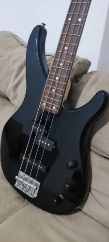 Contrabaixo Yamaha tbrx174 + Ampli Master