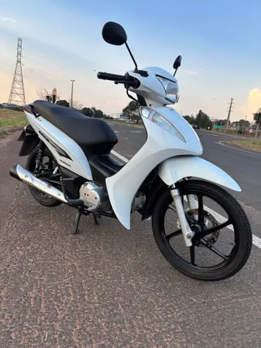 Honda biz 125 ex branca 2013 baixo km