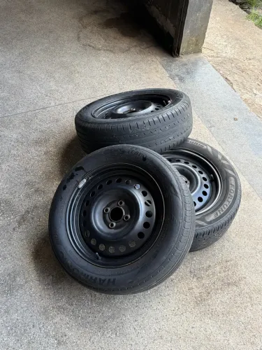 PNEUS 205/60 R16 E JANTES R16 4x100