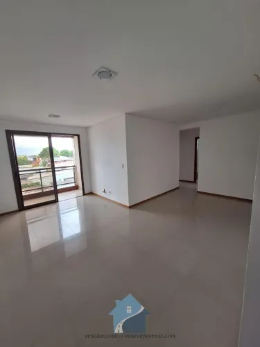 Apartamento no Condomínio Thiago de Mello - Dom Pedro