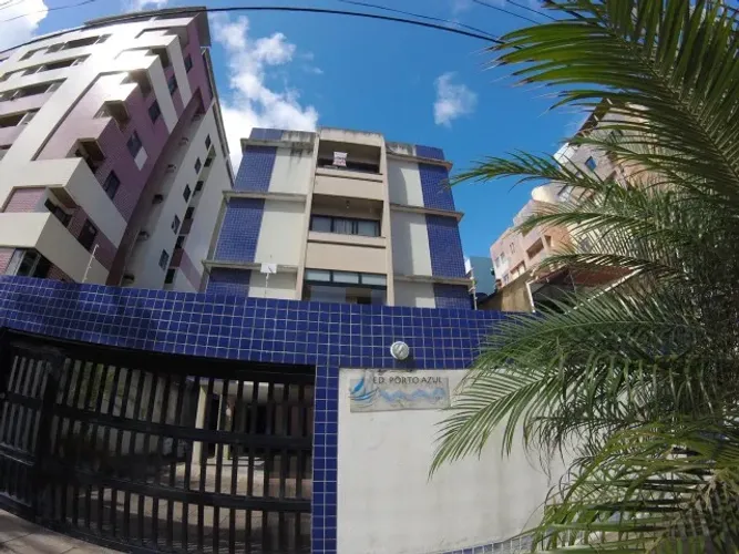 ALUGA-SE APT COM 3 QTOS NO EDF. PORTO AZUL, NA JATIÚCA, A 200 METROS DA PRAIA