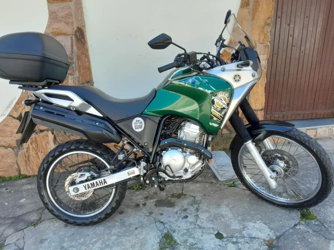 Tenere 250,ano 2019,de garagem.