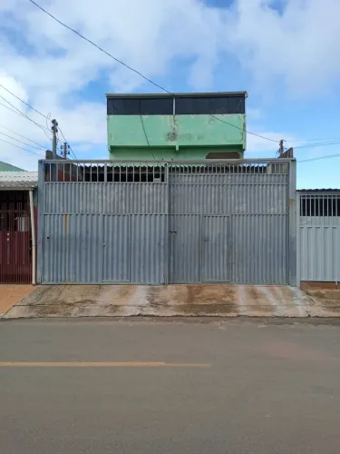 Alugo casa na quadra 802 do recanto das emas Df