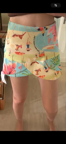 Short saia