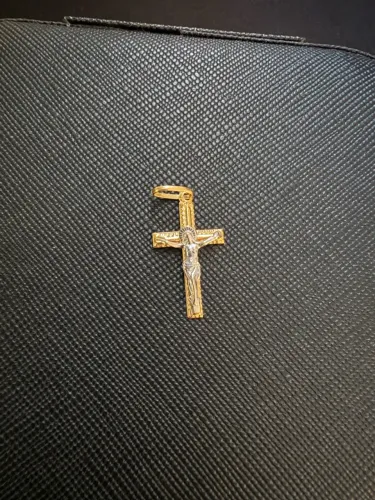 Pingente de ouro 18k