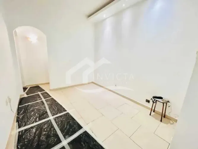 Apartamento : Padrão / Residencial / Glória
