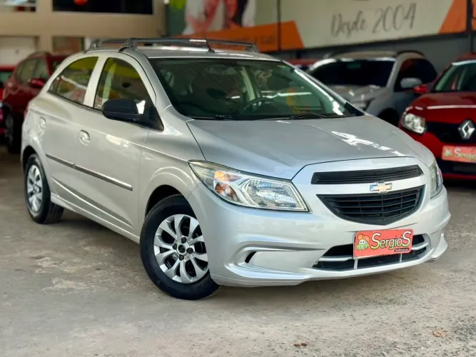 Chevrolet Onix JOY Hatch 1.0 8V Flex Mec. 4P 2018