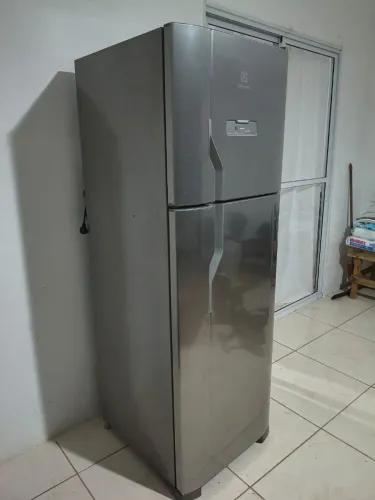 Geladeira Electrolux
