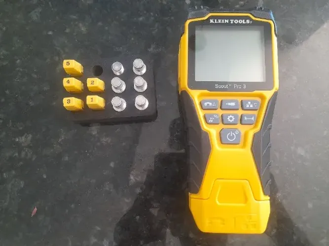 Kit básico para teste de cabos Klein Tools VDV501-851