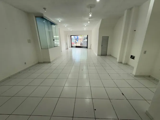 Ponto comercial na Pedro Álvares Cabral