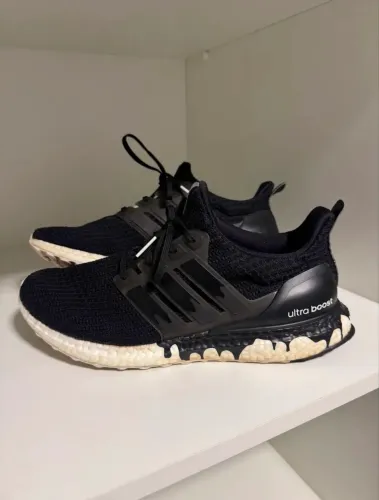 ULTRABOOST N°42