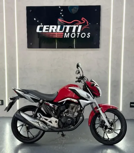 Honda Titan 160 2024 com apenas 10 mil km