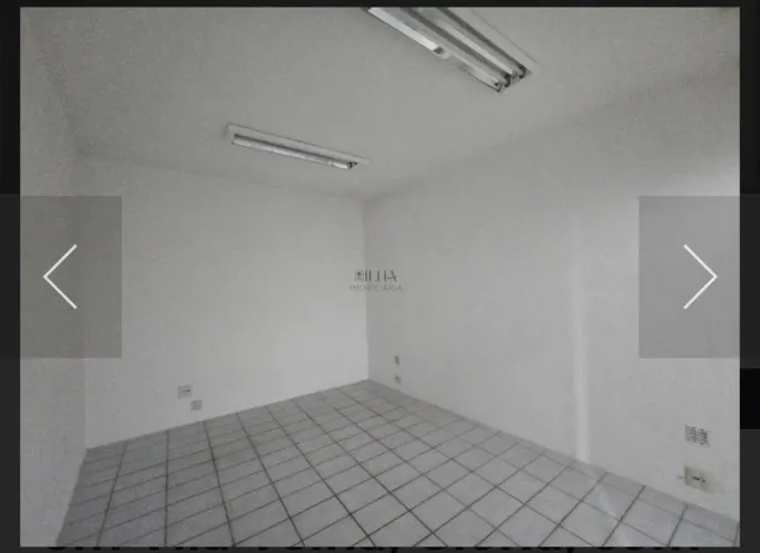 Sala comercial na Glória