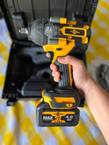 CHAVE DE IMPACTO 880NM DE TORQUE - MUITO POTENTE