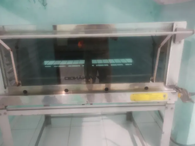 Forno Venâncio usado pouco capacidade 16 bolos 275 litros grande