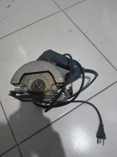 Vendo serra circular da marca Bosch 