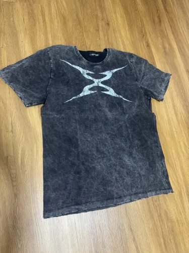 Camiseta Matue Ed Hardy X Xtranho