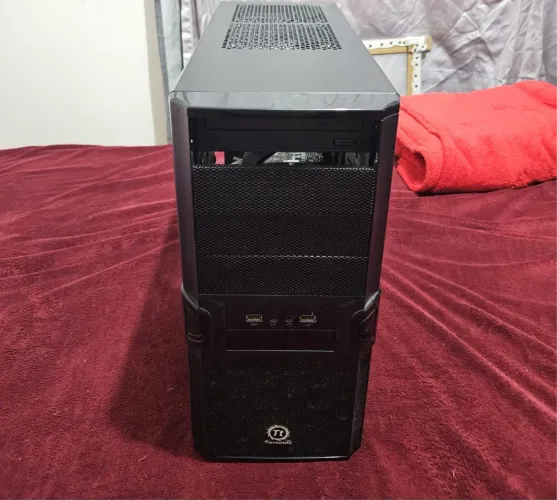 PC GAMER I5 8400 + RX 580 8GB
