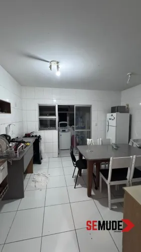 Apartamento de 4 dormitórios sendo 1 suíte - UFSC