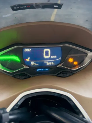 Honda PCX 160 DLX 2025 Scooter
