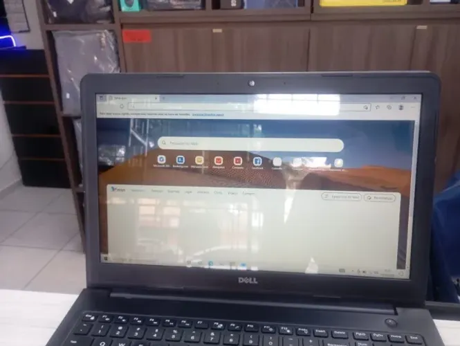 Notebook Dell Inter Corei5 com Placa de Vídeo