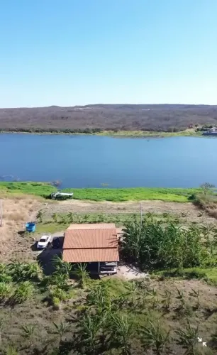 Propriedade na barragem do estreito, Francisco Macedo Piauí. Próximo de Pernambuco,araripi