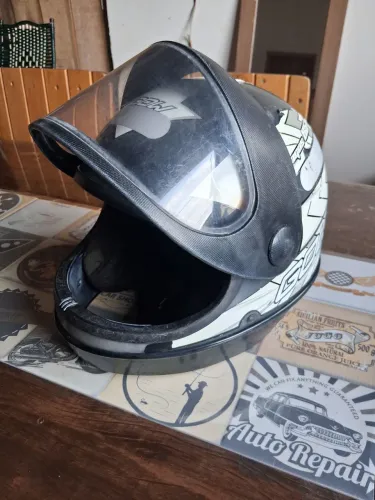R$50 Capacete quebra galho! Usado