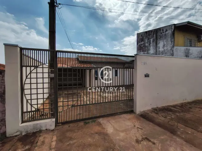 Casa à venda no Bairro Jardim Brasil na cidade de Avaré/SP