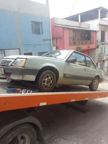Chevrolet Monza Classic SE 2.0 /mpfi E EFI 2P E 4P 1989