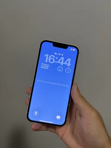 iPhone 13