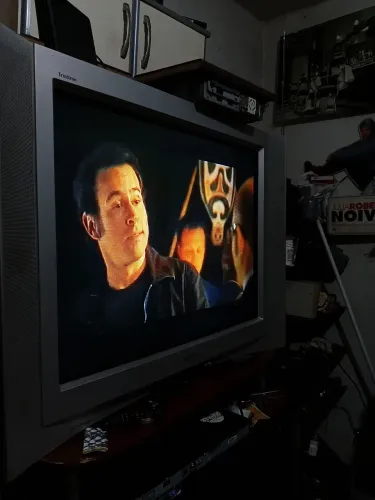 Tv trinitron sony impecável raridade 38polegadas  ótima de imagem e som raridade 