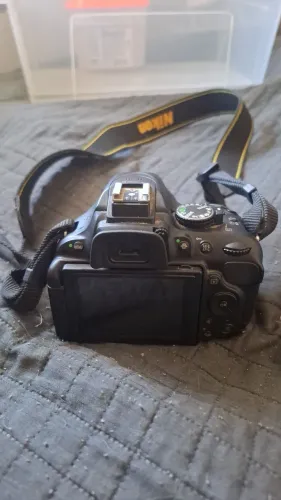 Nikon D5200 