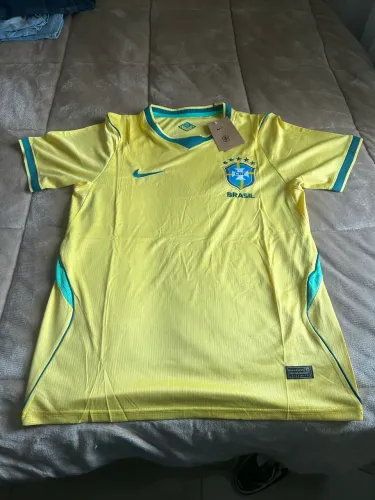 Camisa Brasil amarela 2026