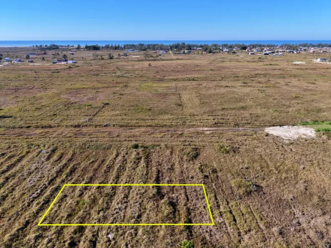 Terreno PARCELADO próximo a AV:INTERPRAIAS!
