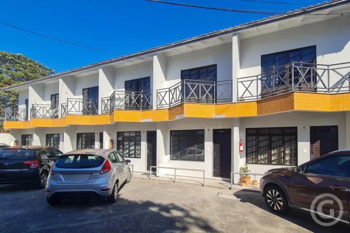 Charmoso apartamento duplex com vista para o mar na Armação do Pântano do Sul