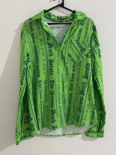 blusa com botões