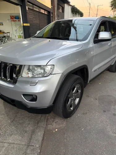 Jeep Grand Cherokee Laredo 3.6 4X4 V6 Aut. 2011