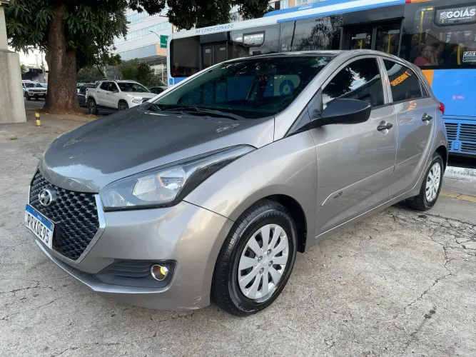 Hyundai HB20 Unique 1.0 Flex 12V Mec. 2019
