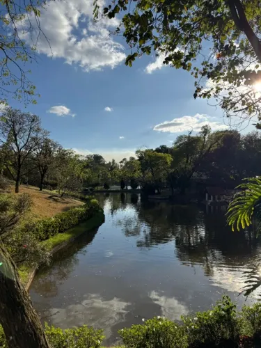 Terreno em frente ao lago, 1400m², no condomínio Paradise - Cabreúva/SP