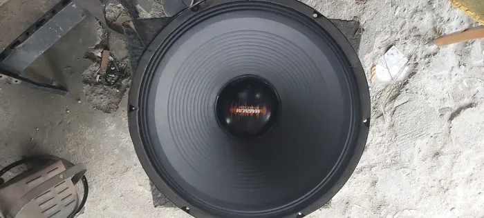 Altofalante de 15" 350w magnum original.