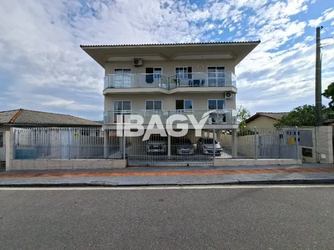 Excelente Apartamento 2 dormitório(s) em Real Parque - São José
