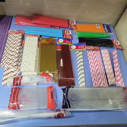 Kit canudo de papel metalizado e liso e palito pet para pirulito