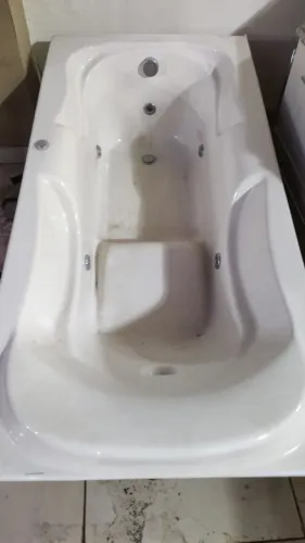 Banheira com motor (usados)