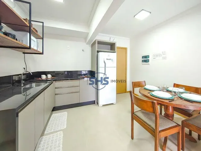 Apartamento com 1 dormitório para alugar, 45 m² por R$ 3.000/mês - Centro - Blumenau/SC