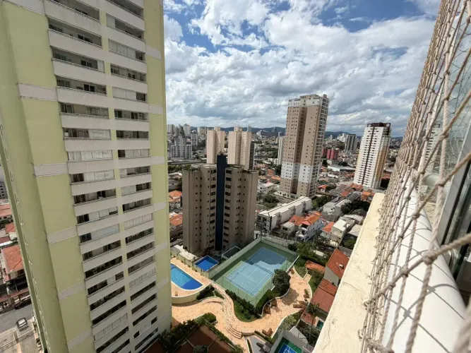 Parada Inglesa apartamento andar alto com 2 vagas de garagens