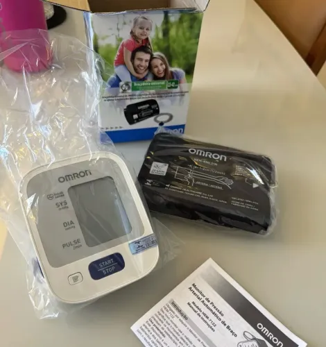 Aparelho de Pressão Digital Omron HEM-7122 - Novo, Sem Uso
