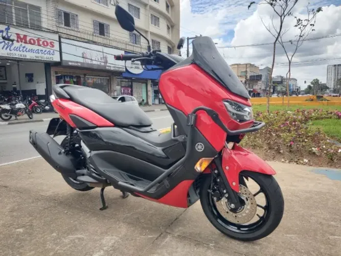 Yamaha NMax 160 Connected 2024